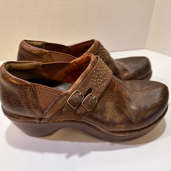 Ariat Leather Clogs Beaded with Buckles 8.5 - Picture 1 of 6